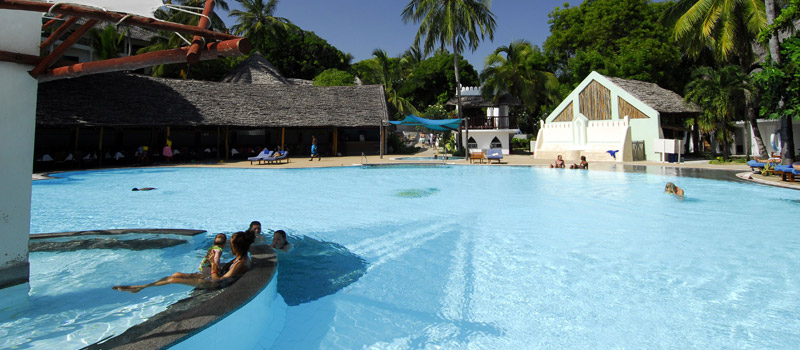 turtle-bay-beach-club-banner